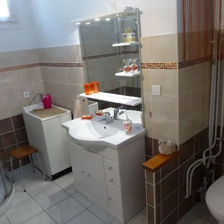 Apartment Climatise Au Centre Du Lavandou, 3 Avec Balcon, Proche Commodites - Fr-1-308-157 Le Lavandou